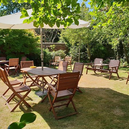 Victoria Park Lodge Leamington Spa Esterno foto