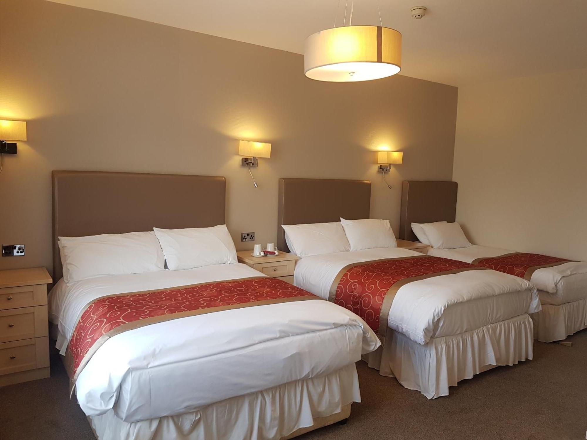Victoria Park Lodge Leamington Spa Esterno foto